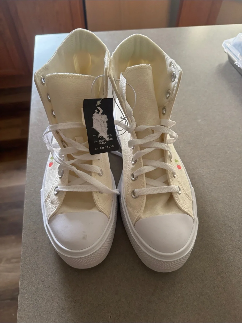 Converse Kids Cream High-Top Sneakers with Colorful Accent Prints